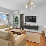 Super Retreat * Bucareste