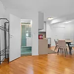 Super Retreat * Bucareste