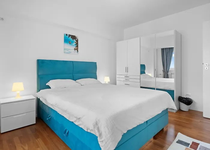 Super Retreat Apartment Bucharest
