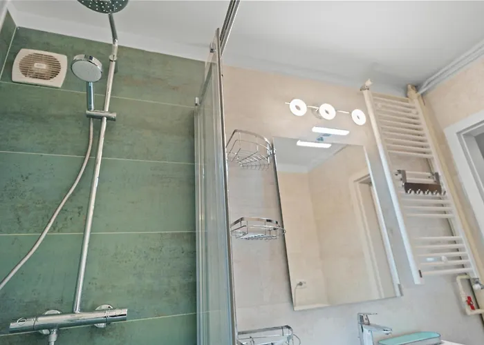 Super Retreat Apartament *